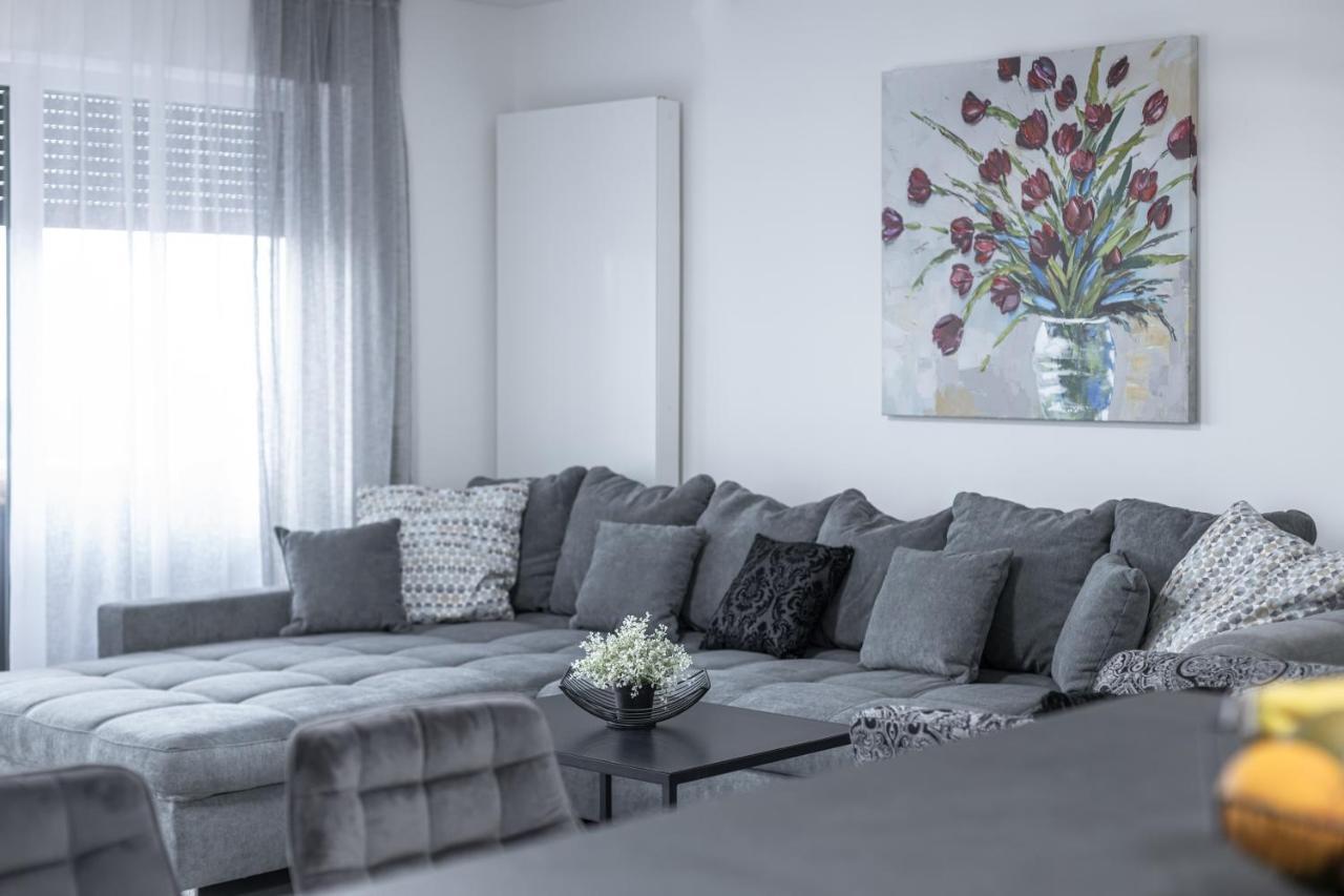 Exklusive Neubau-Ferienwohnung Mit Fernsicht 콘스탄츠 외부 사진