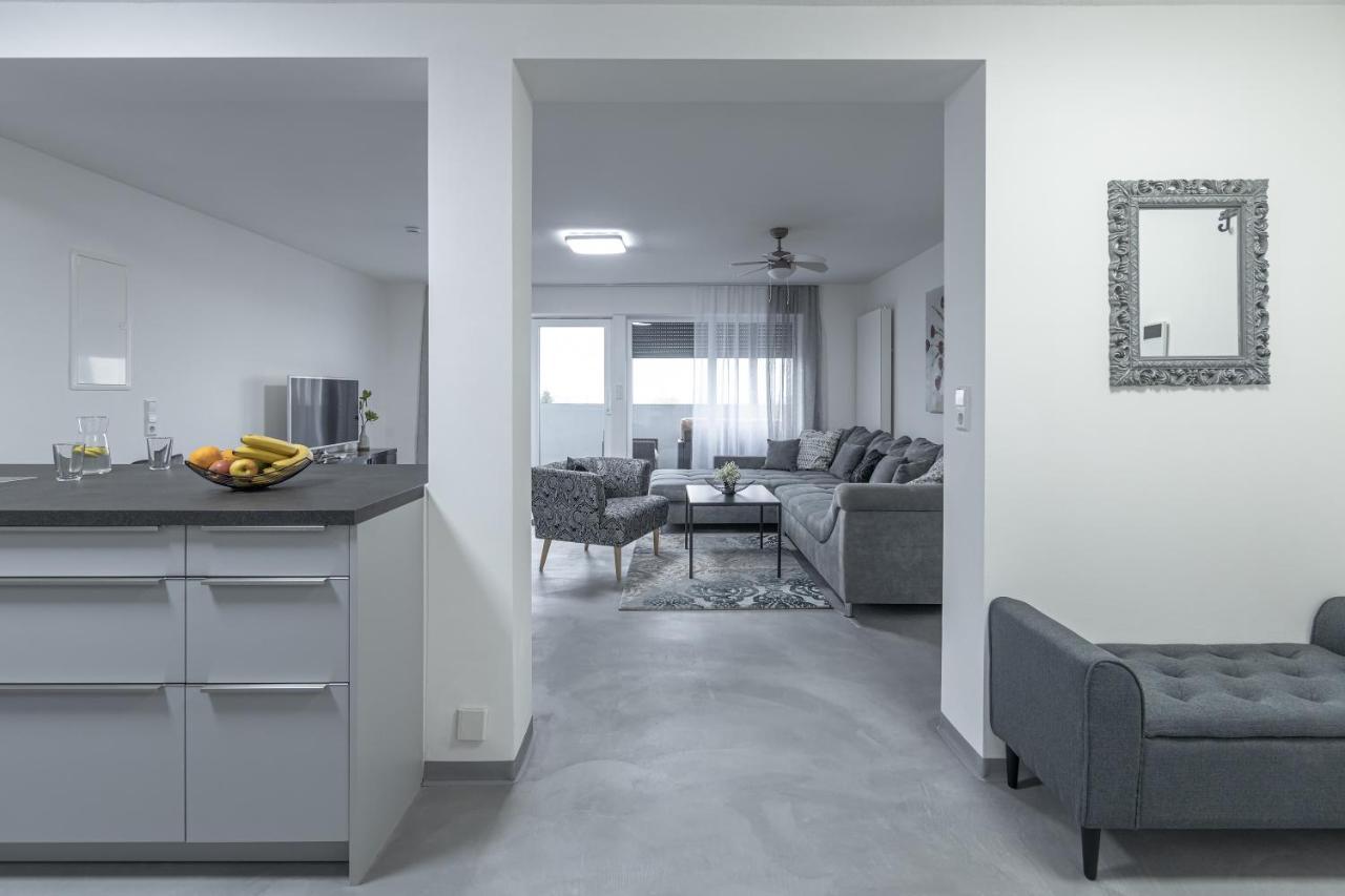 Exklusive Neubau-Ferienwohnung Mit Fernsicht 콘스탄츠 외부 사진